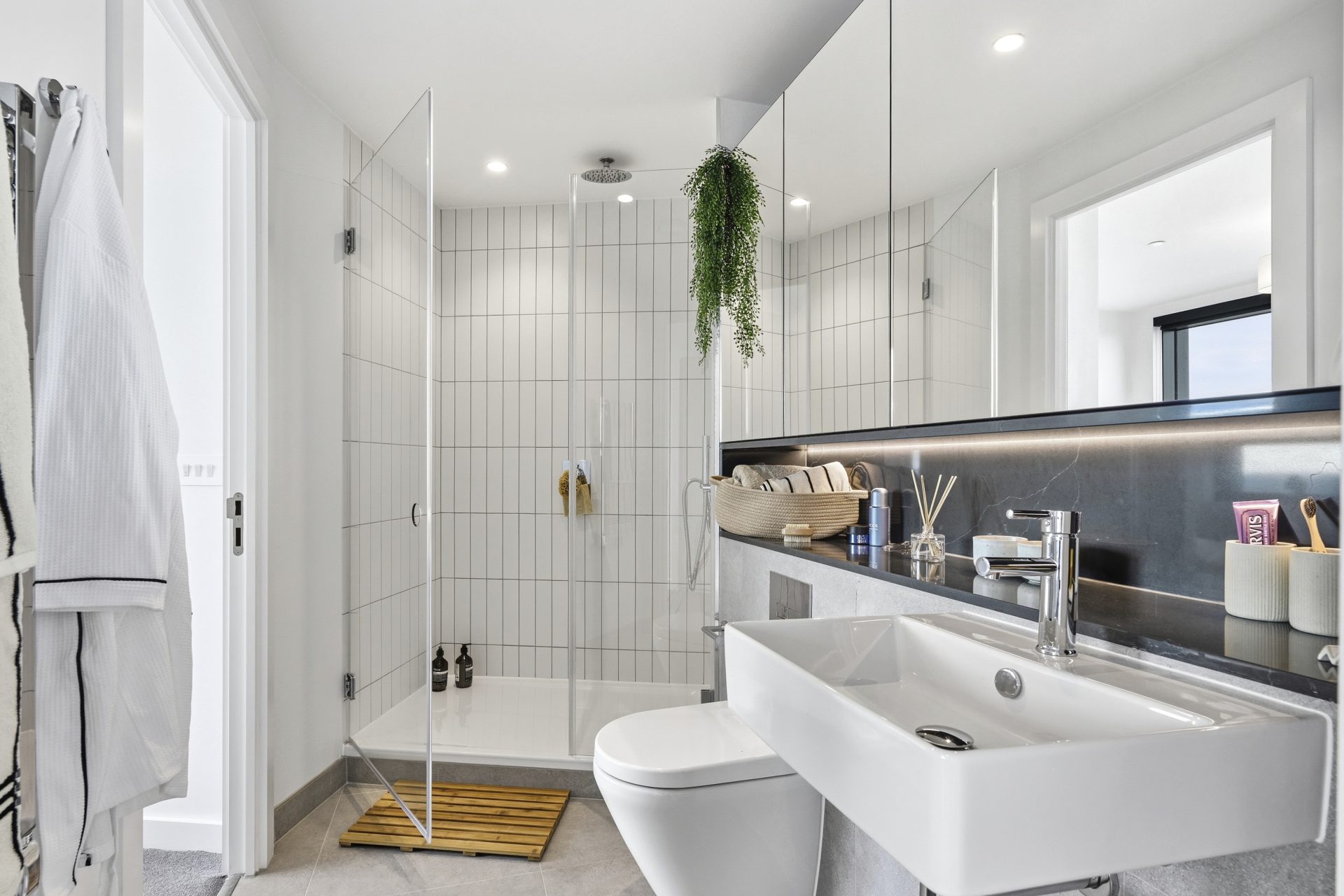 Luxury Bathroom - 1 Bed Apartment to Rent in Birmingham