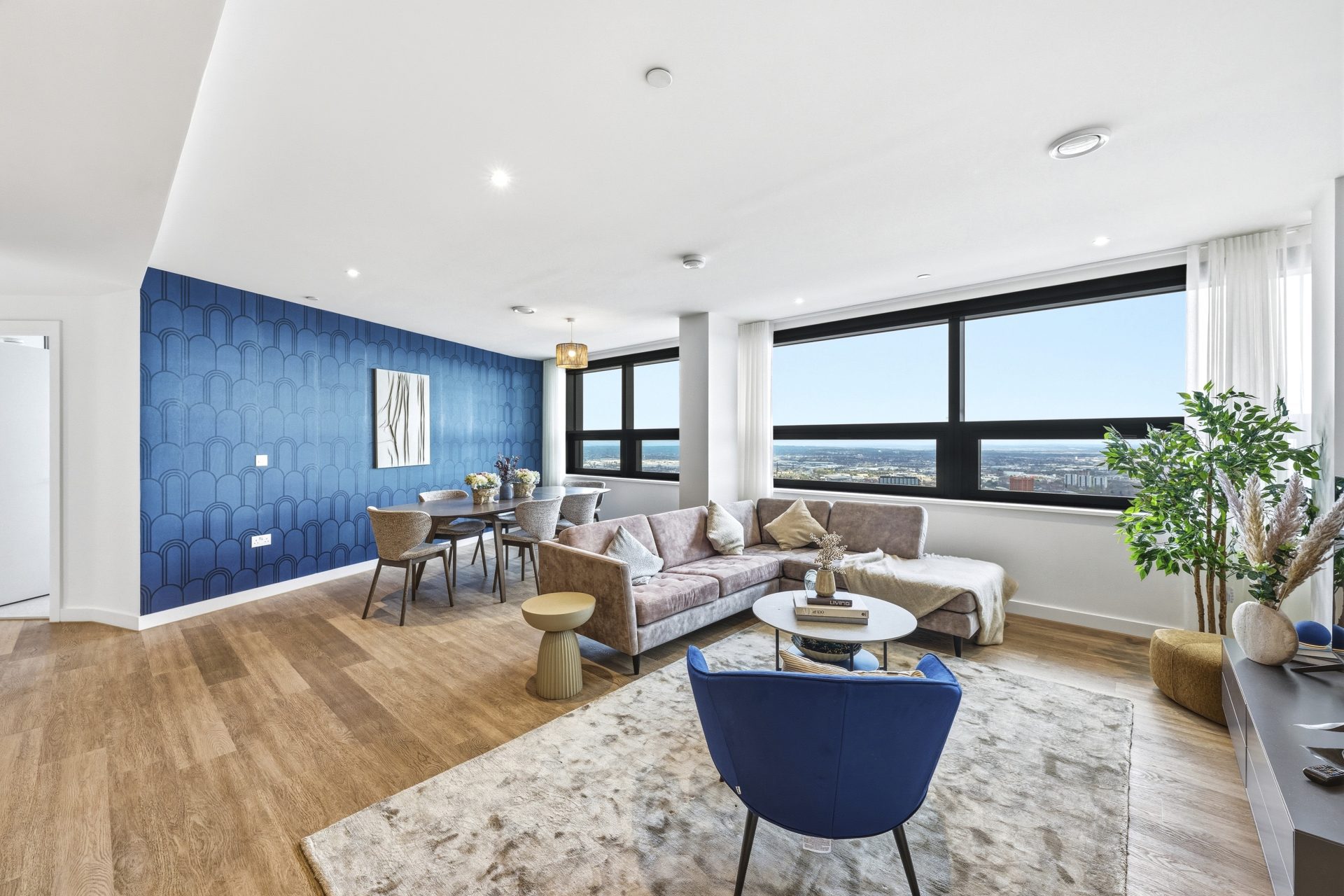 Core Octagon Luxury Three Bedroom Penthouse - Open Plan Living Area