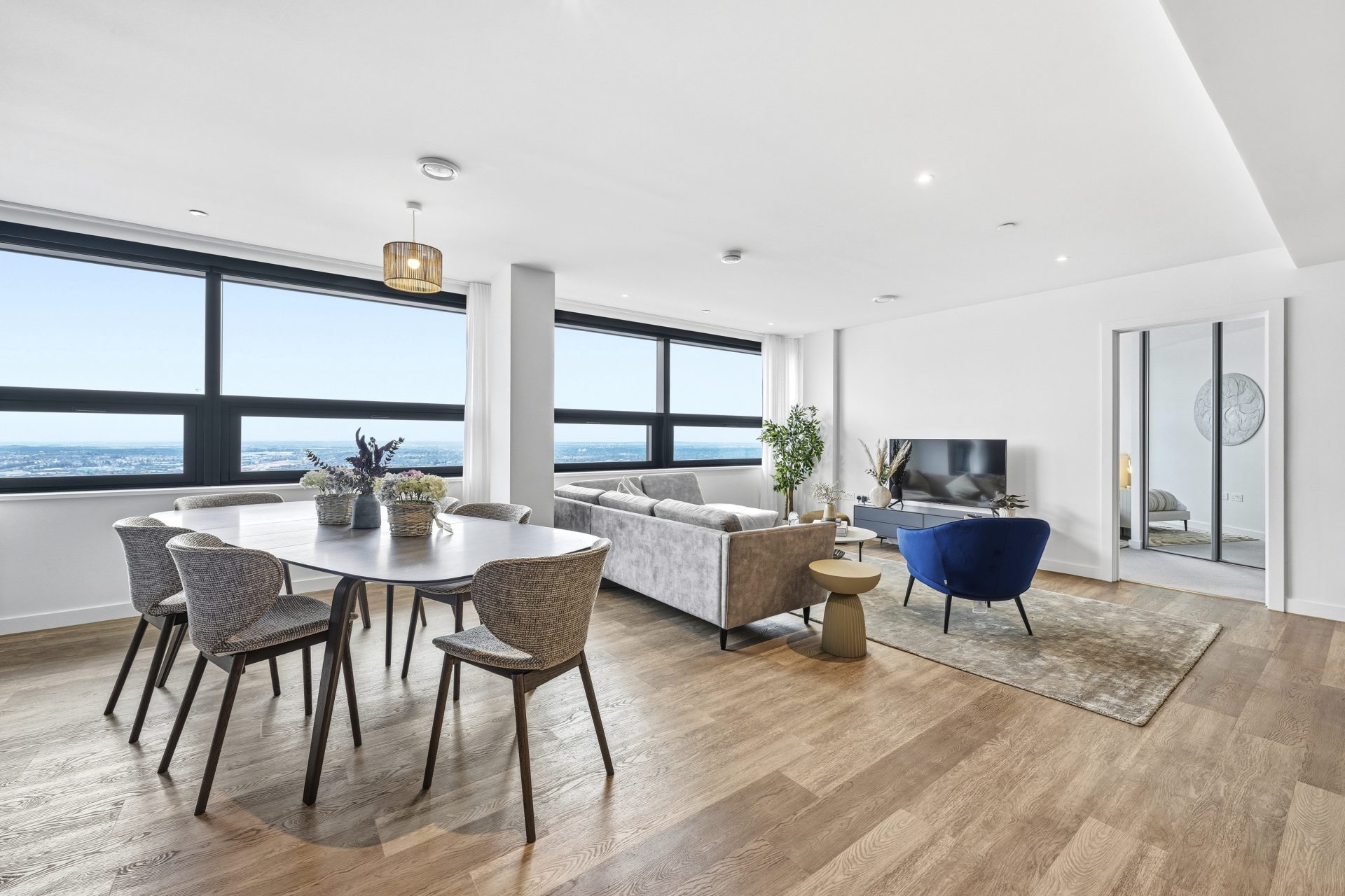 Core Octagon Three Bedroom Penthouse - Spacious Living Area