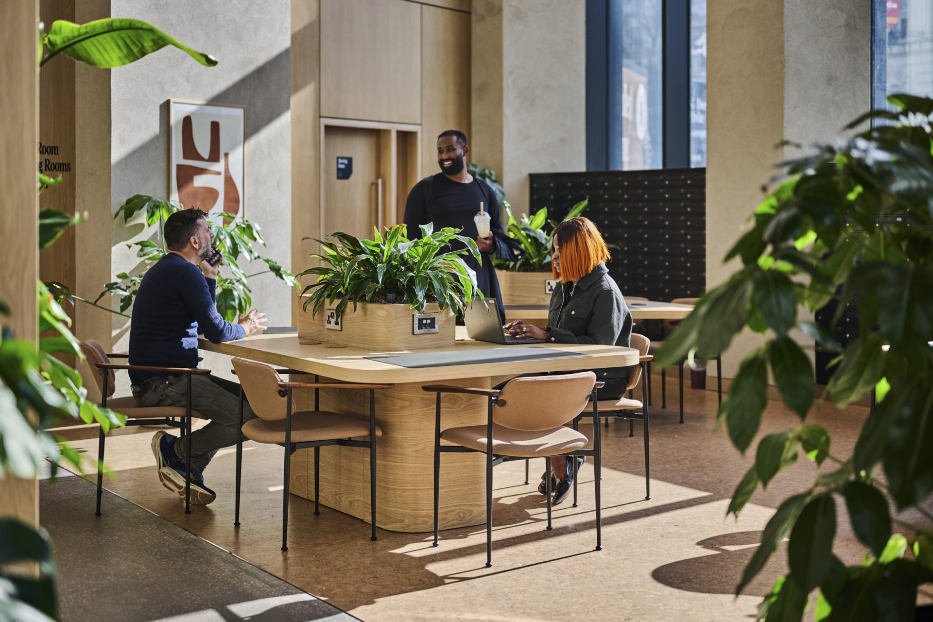 The Octagon Apartments to rent - Space to Work